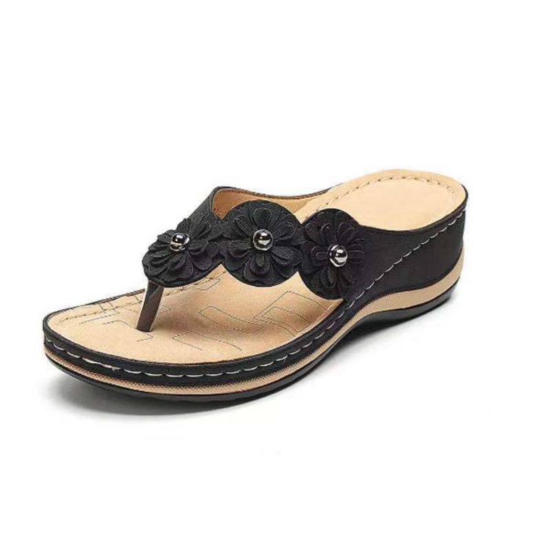 Three Flower Toe Shoes